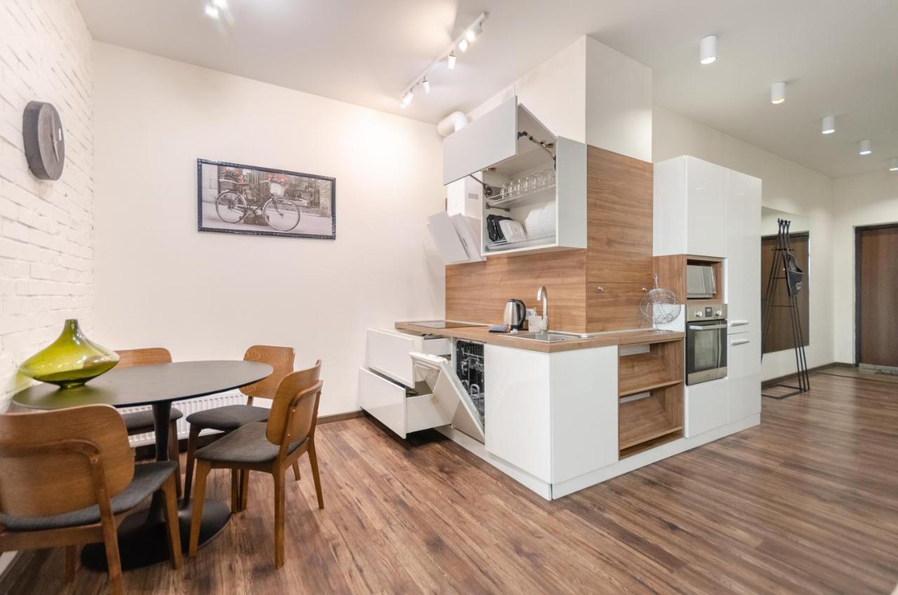 Petrovdom Apartaments 8-188 In Rc Central Park, 7 John Mccain Street 基輔 外观 照片