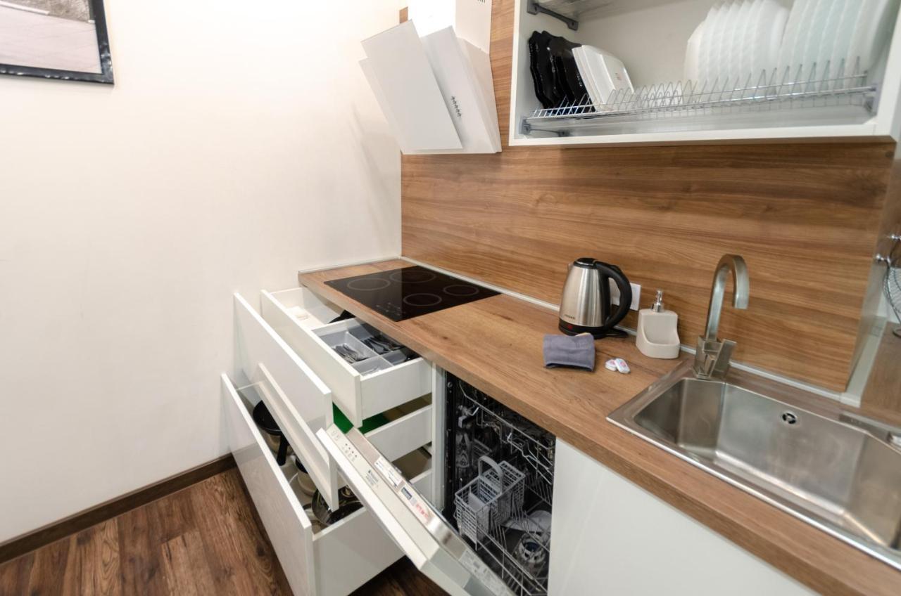 Petrovdom Apartaments 8-188 In Rc Central Park, 7 John Mccain Street 基輔 外观 照片
