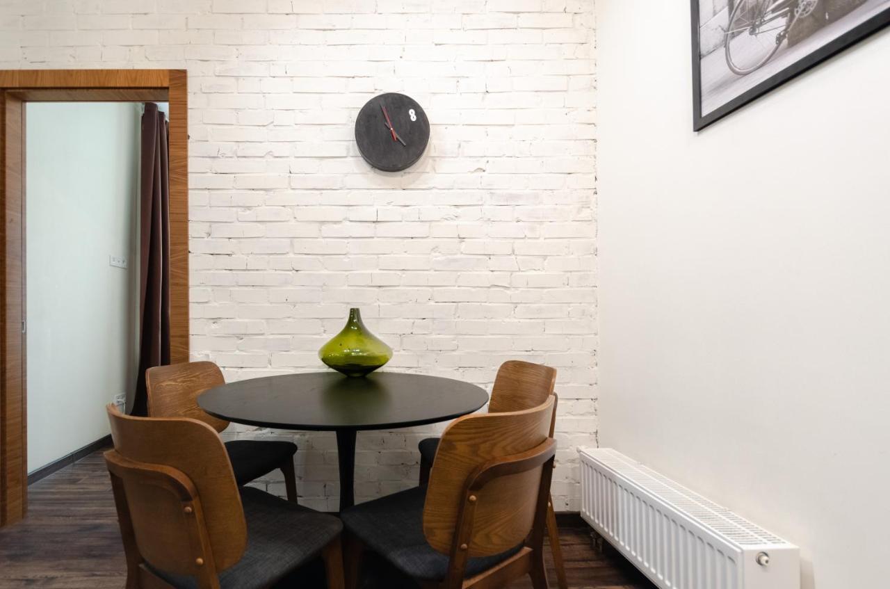 Petrovdom Apartaments 8-188 In Rc Central Park, 7 John Mccain Street 基輔 外观 照片