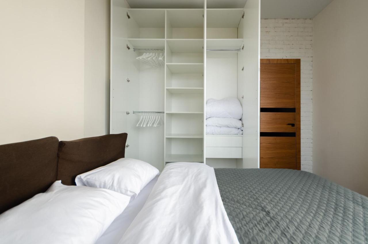 Petrovdom Apartaments 8-188 In Rc Central Park, 7 John Mccain Street 基輔 外观 照片